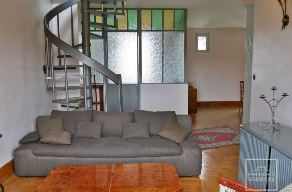 Grand T2 meublé – Duplex de 100m2