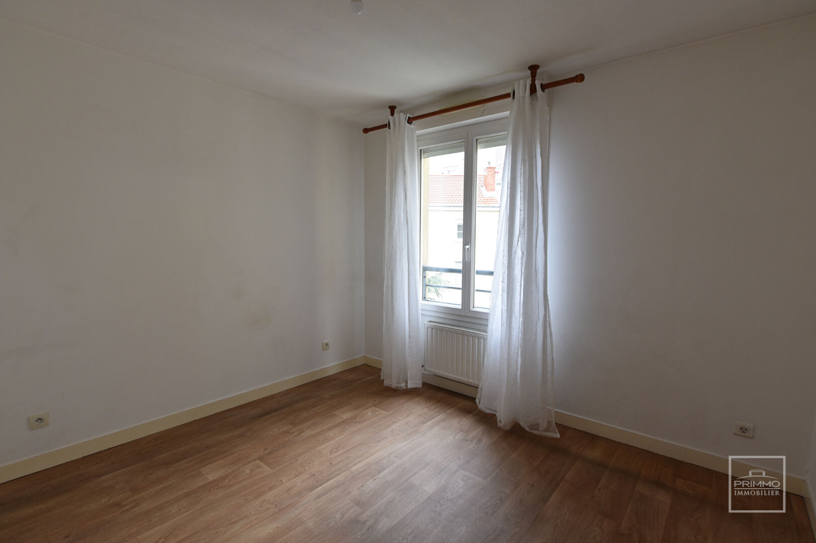 LYON 3, 89.96m², Balcon 14m², poss. garage