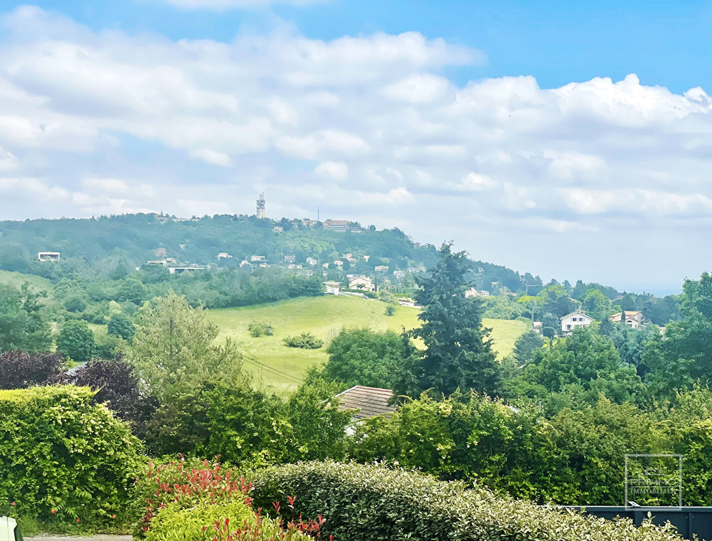 SAINT DIDIER AU MONT D’OR Maison de 113.37m² habitables avec 3 chambres et jardinet