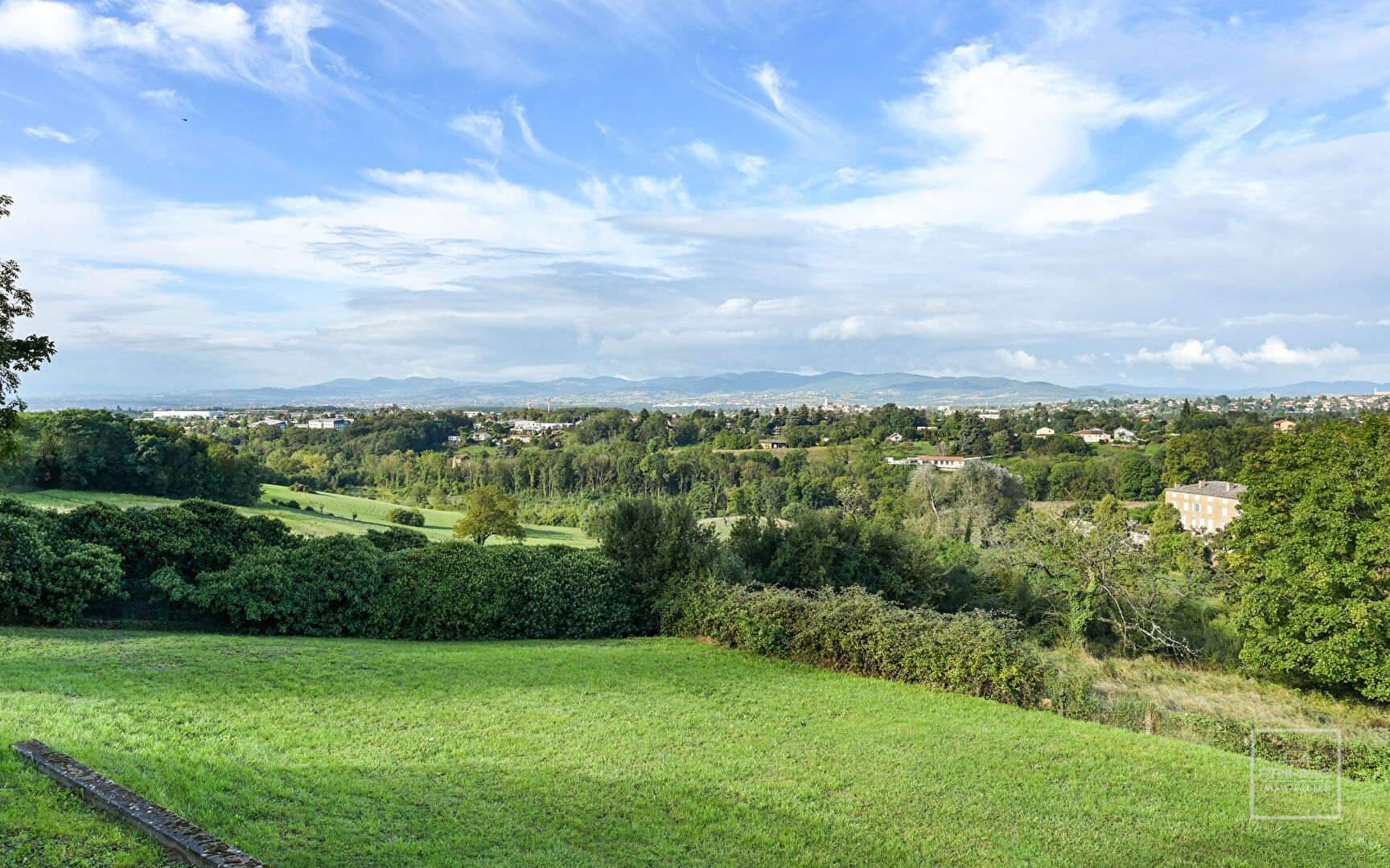 SAINT DIDIER AU MONT D’OR Maison avec vue panoramique à l’ouest