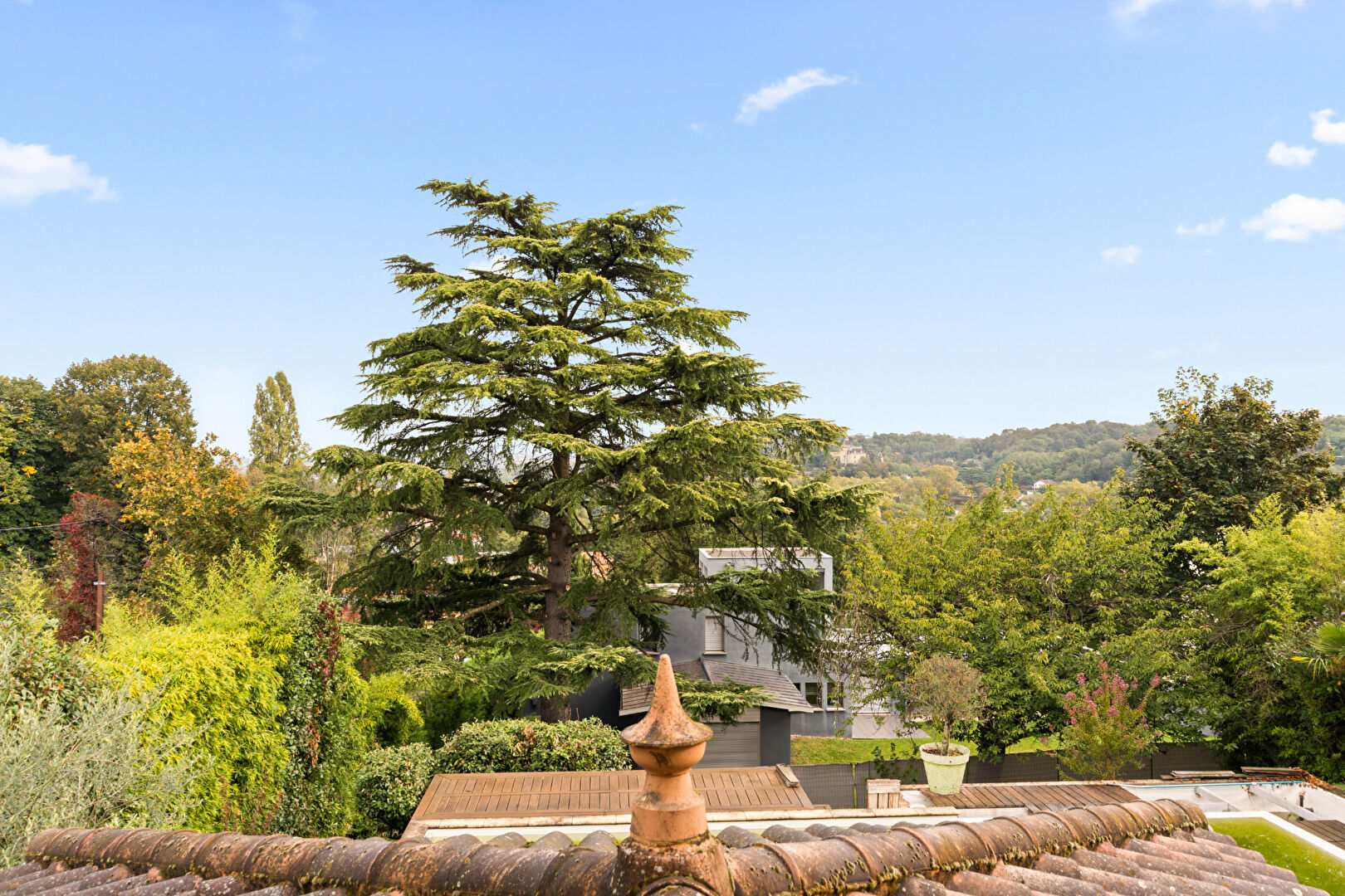 MAISON RECENTE – 4 CHAMBRES – PISCINE – VUE