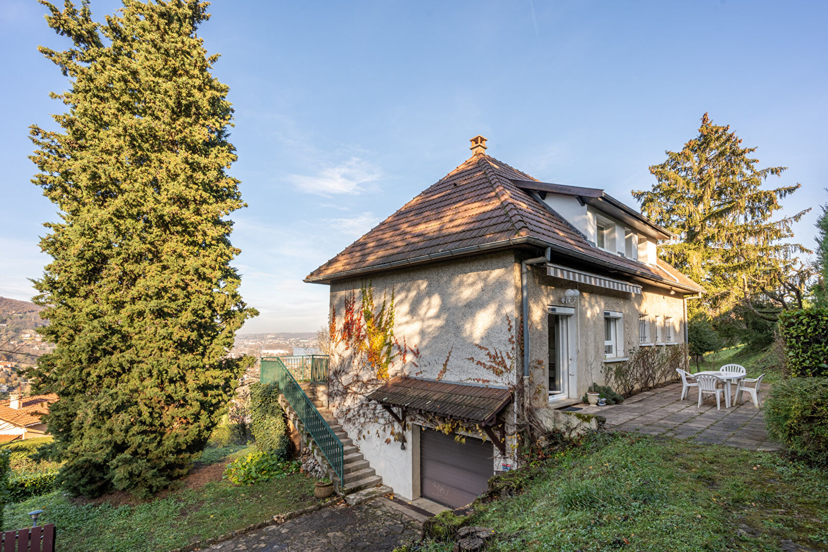 Saint Romain Au Mont D’Or, Maison avec vue sur la Saône de 122m² sur 1299m² de terrain