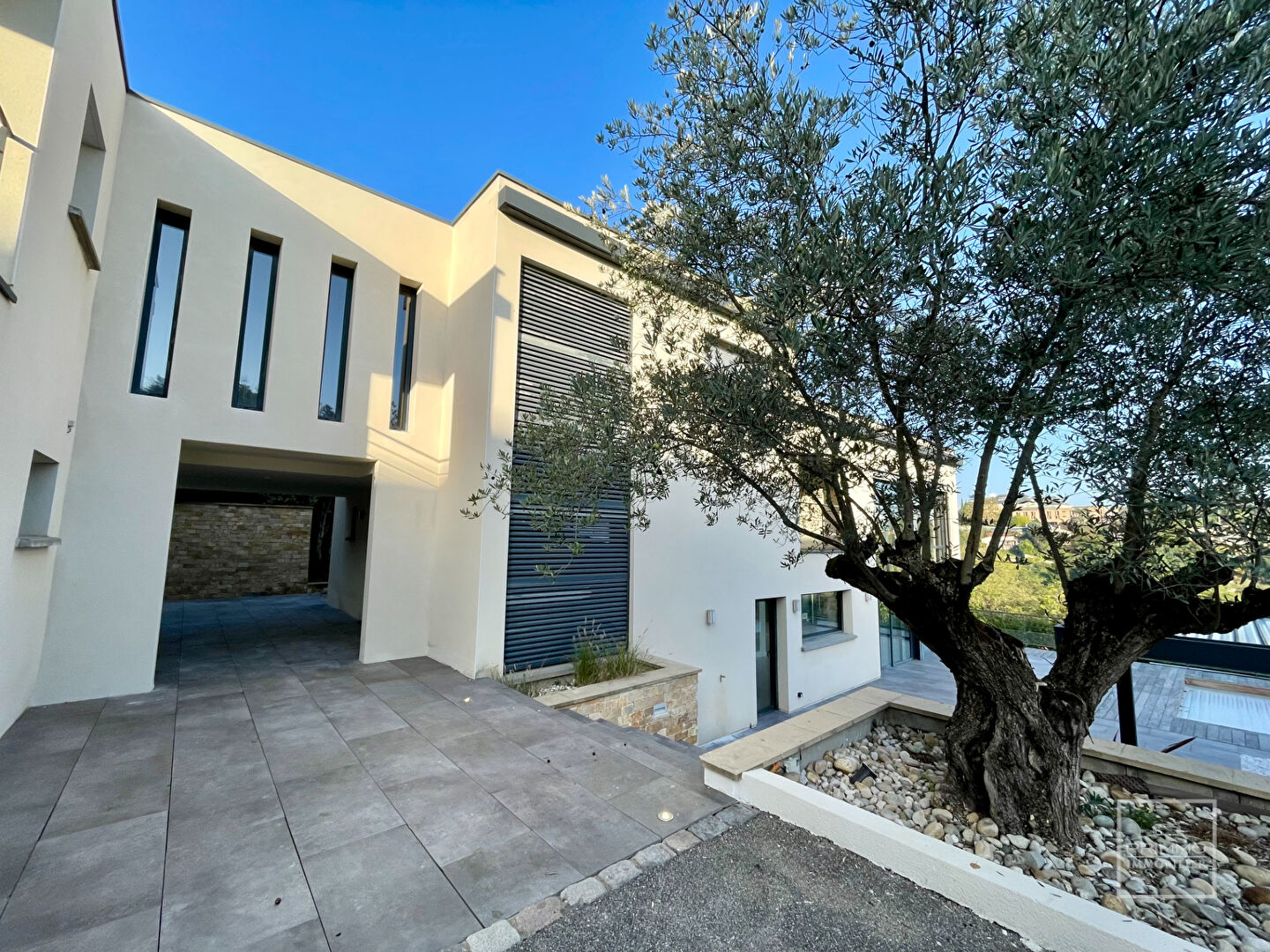 Saint Cyr au Mont d’or – Villa contemporaine