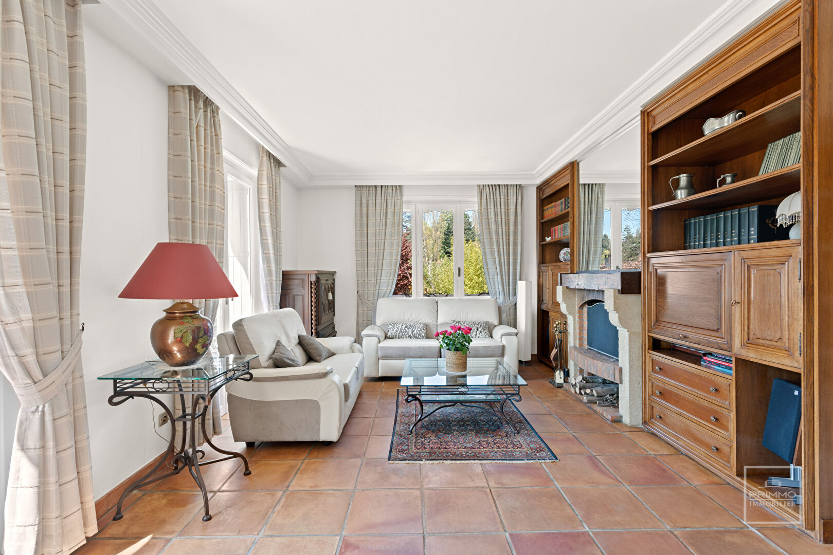 Saint Cyr Au Mont D’Or, proche du Village, Maison de 205m² sur un jardin plat de 1720m²