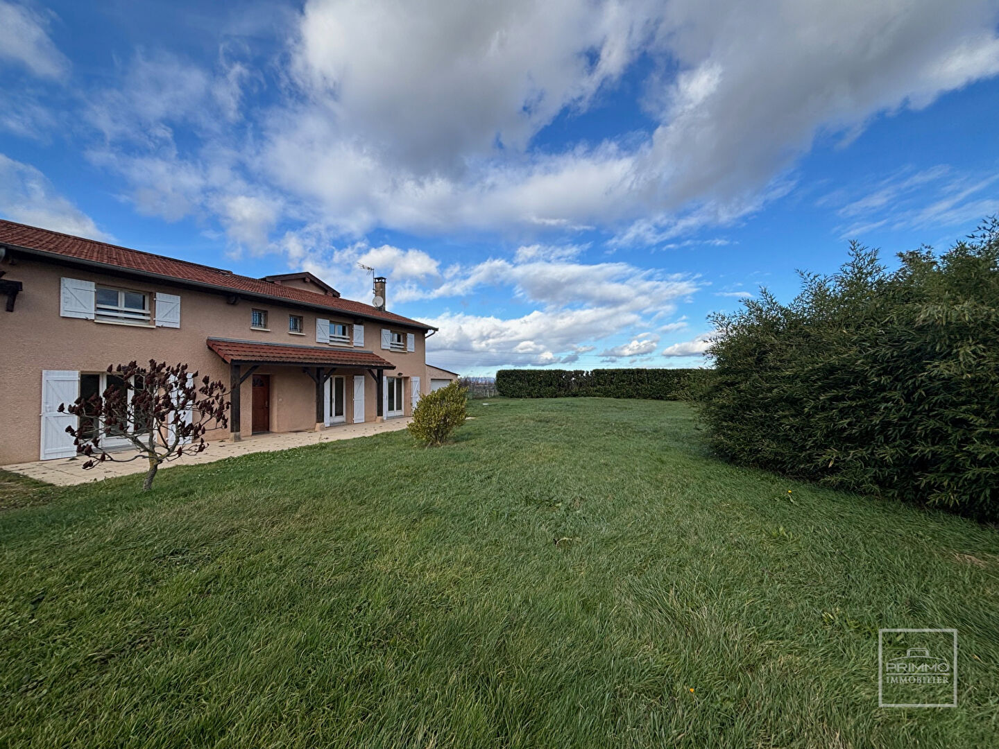 CHASSELAY – Maison de 130 m²  avec terrain de 1348 m² sans vis à vis