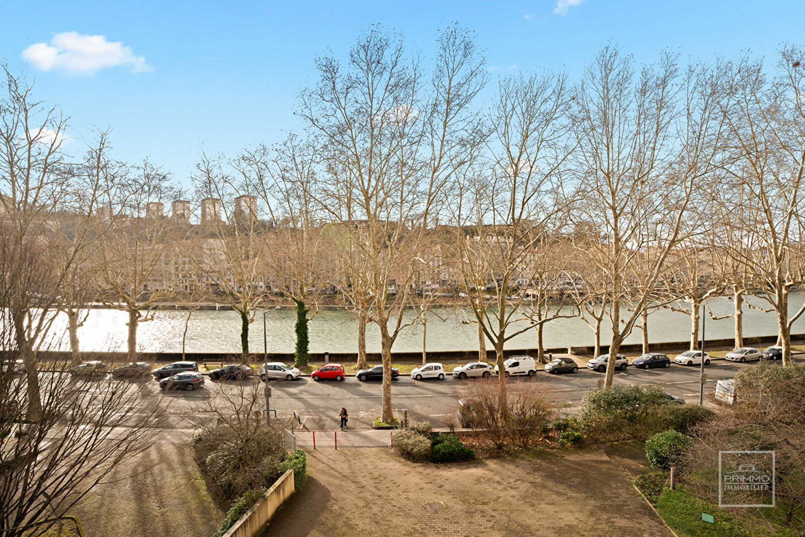 LYON 4, EN BORD DE SAONE, 148.55m² + 16m² de balcon