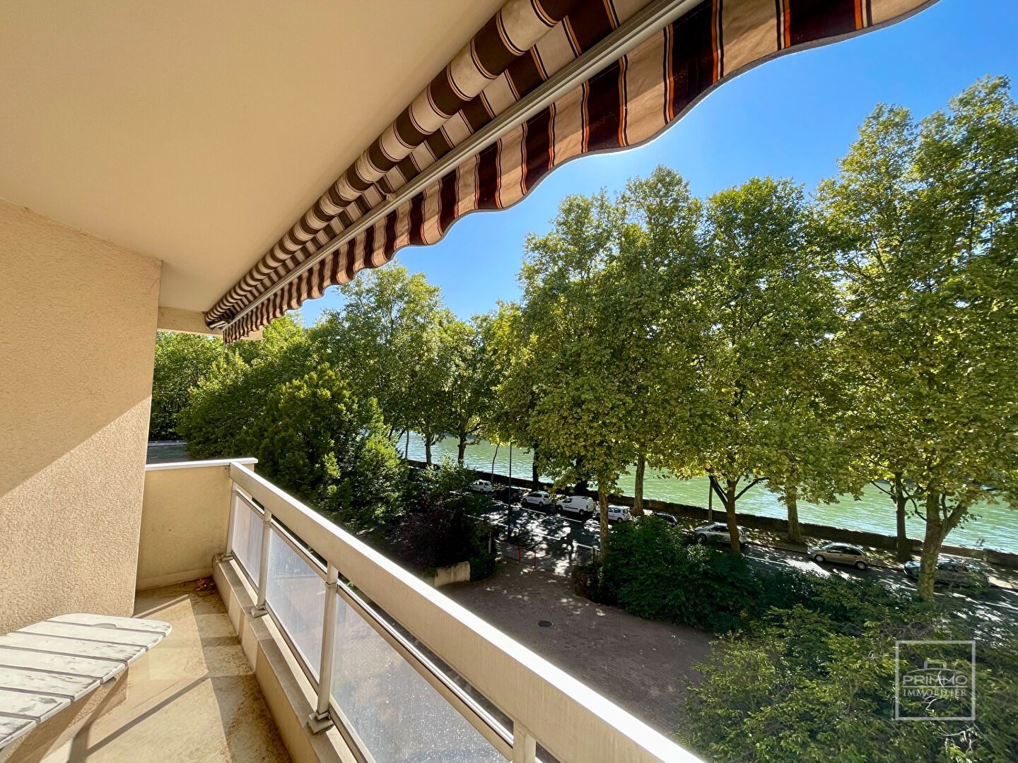 LYON 4, BORD DE SAONE, BALCON 16m², 148.55m²