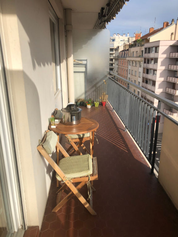 Appartement LYON 3 – T2 Bis avec balcon et stationnement