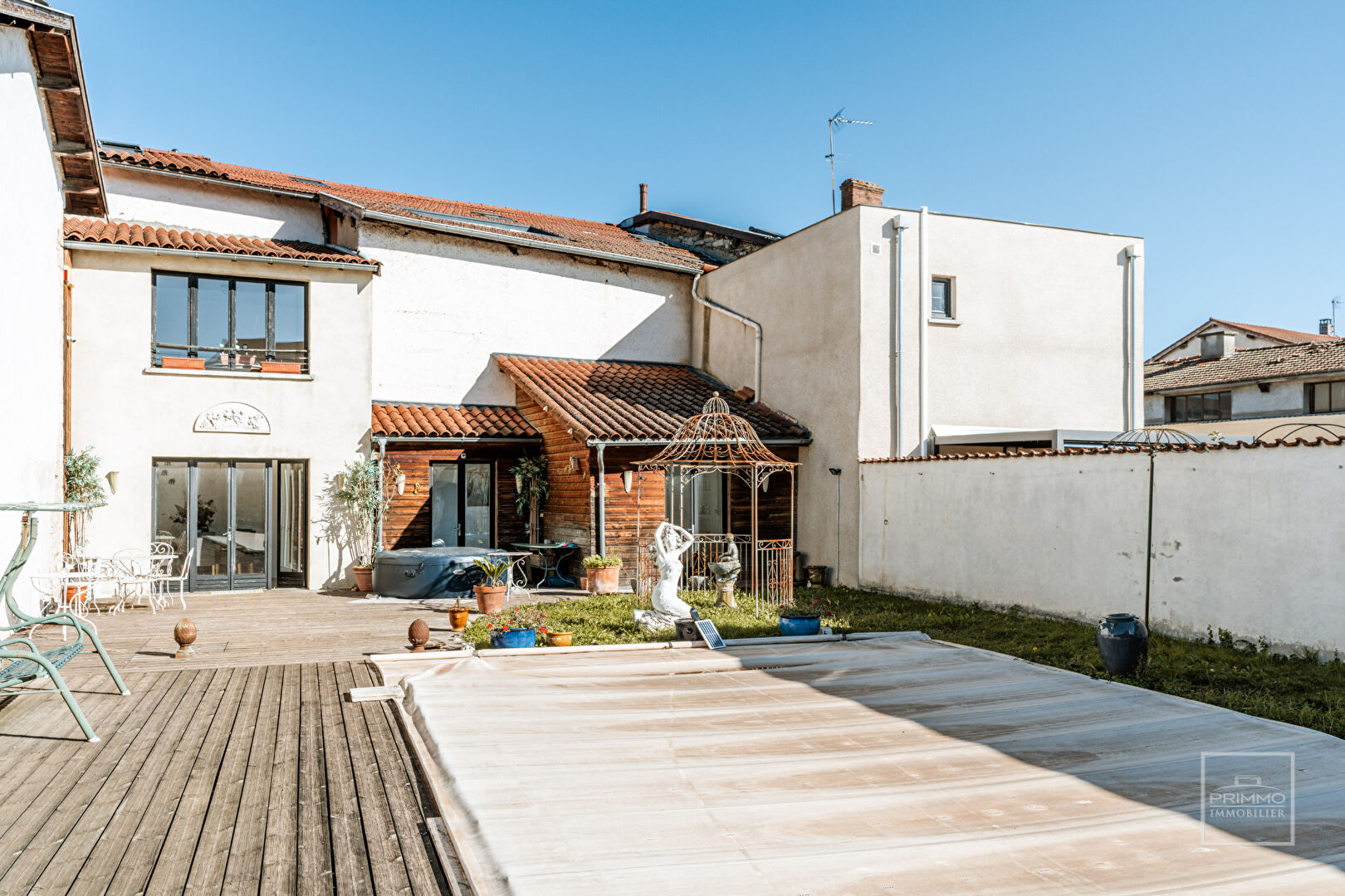 Les Chères: Maison 200m² sur 350 m² de terrain avec piscine