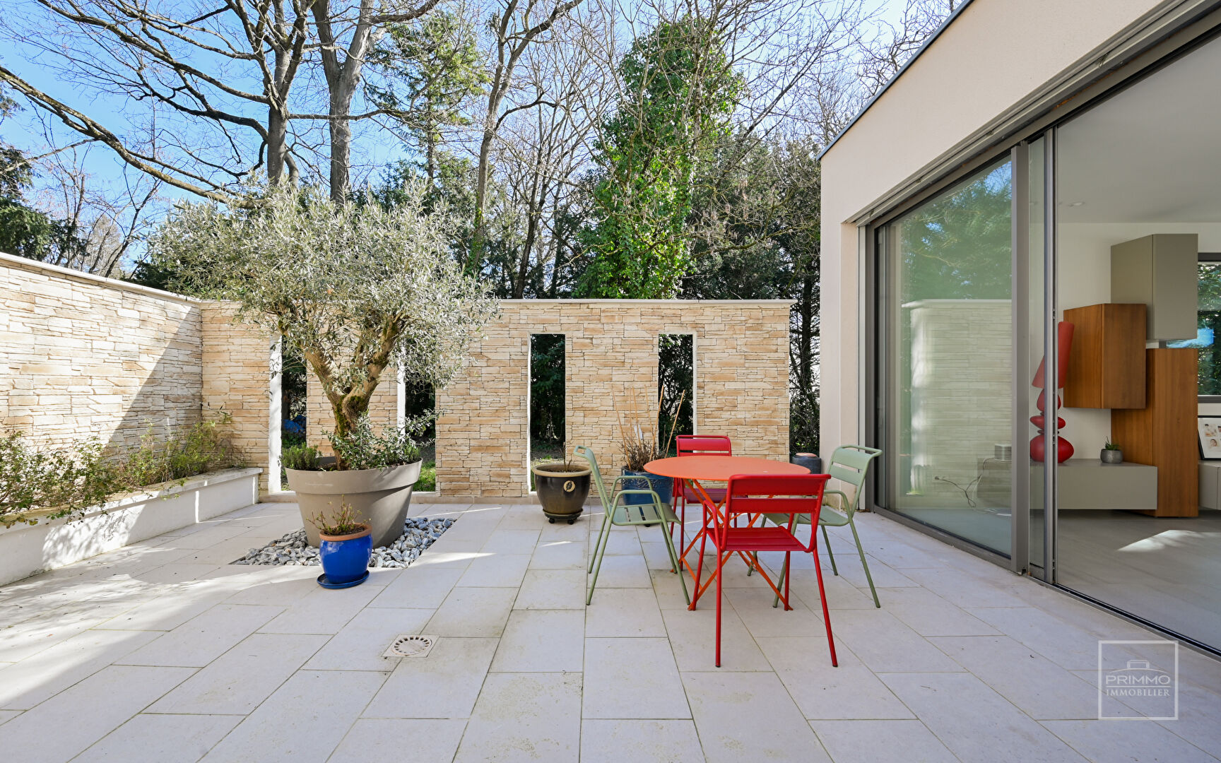 SAINT CYR AU MONT D’OR, Centre Village, Maison d’architecte de 256m² habitables