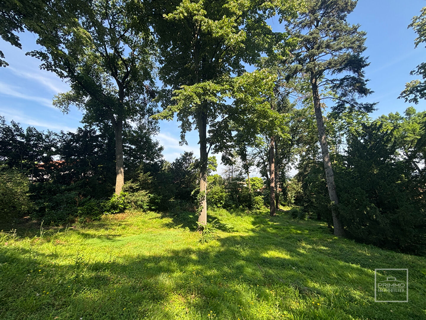Demeure Saint Germain Au Mont D’Or 415 m2 sur parcelle de 6 000m² en partie constructible