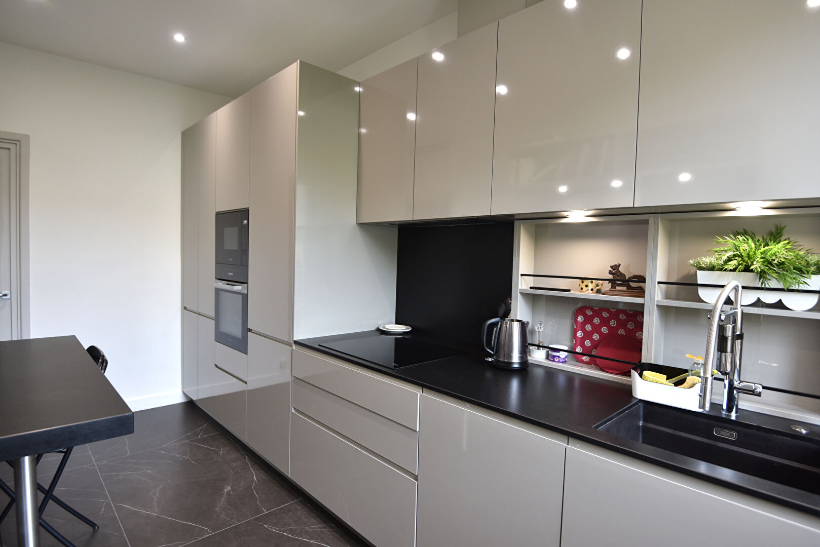 Appartement de standing rénové – T4