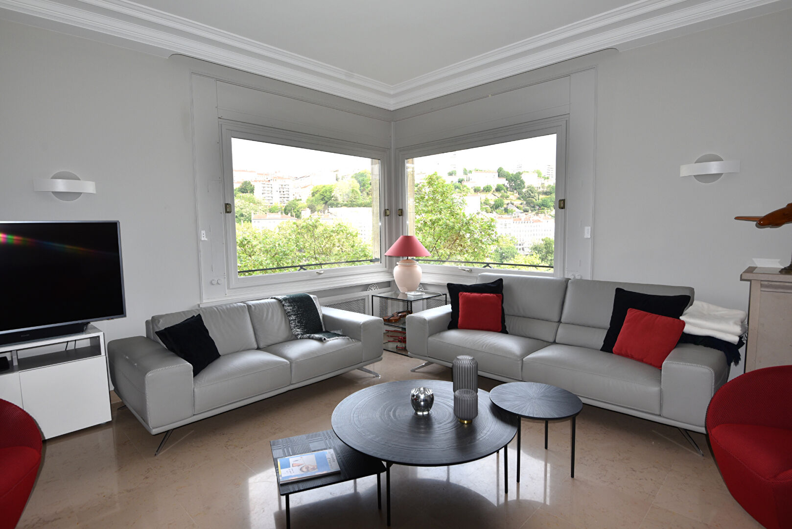Appartement de standing rénové – T4