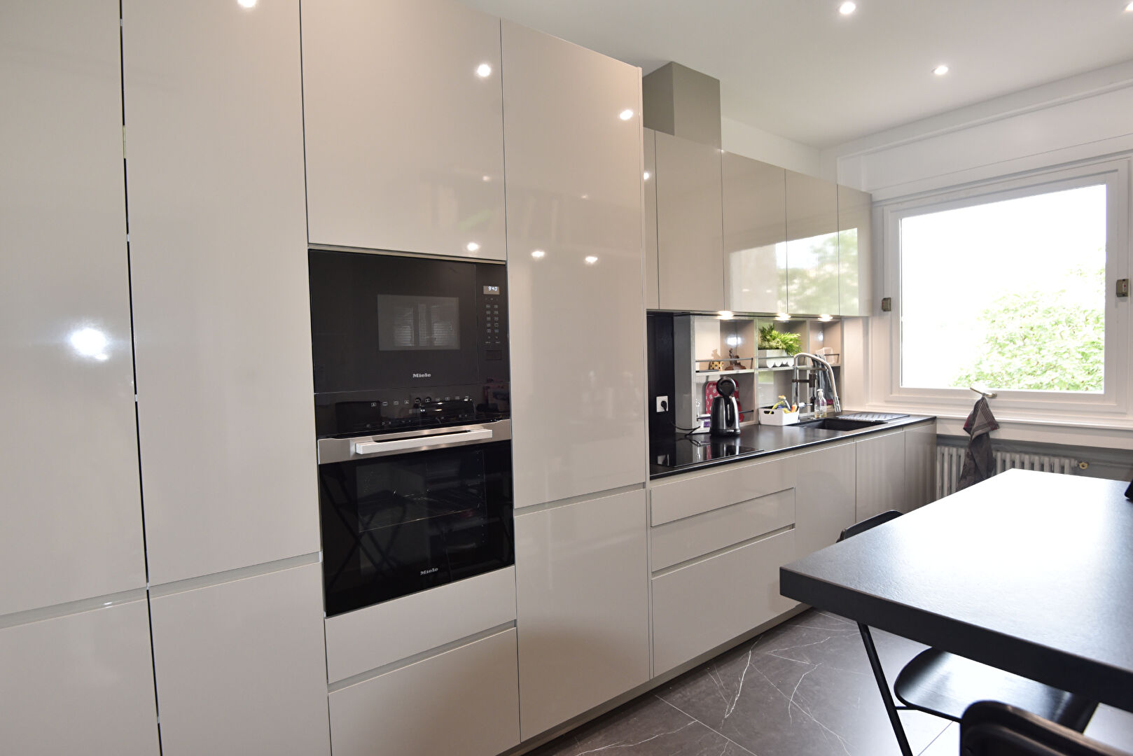 Appartement de standing rénové – T4