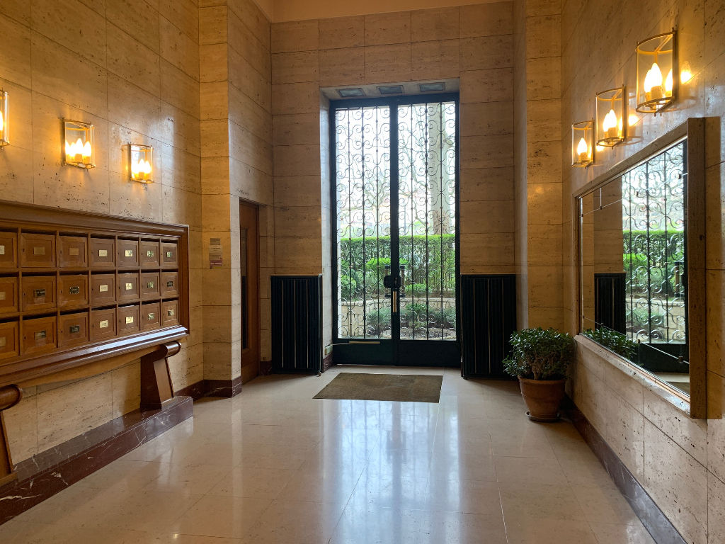 Appartement de standing rénové – T4