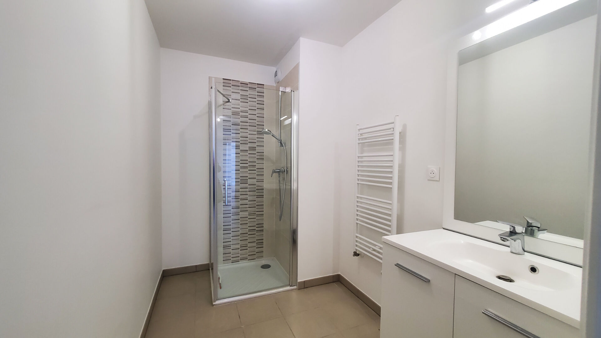 Appartement Lyon 8e Arrondissement 2 pièce(s) 48.45 m2