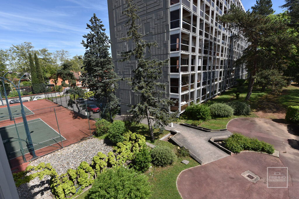 LYON 3, PROX. LAENNEC, 88.36m²