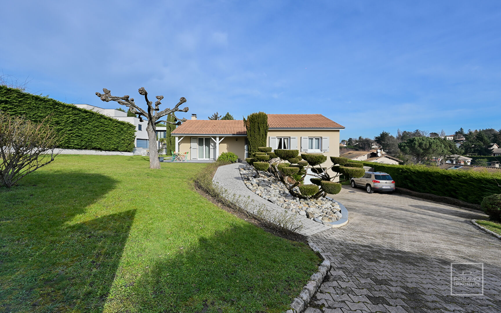 EXCLUSIVITÉ – Lissieu Maison avec vue sur le Mont Verdun de 126m² sur parcelle de 2 177m²  divisible et constructible