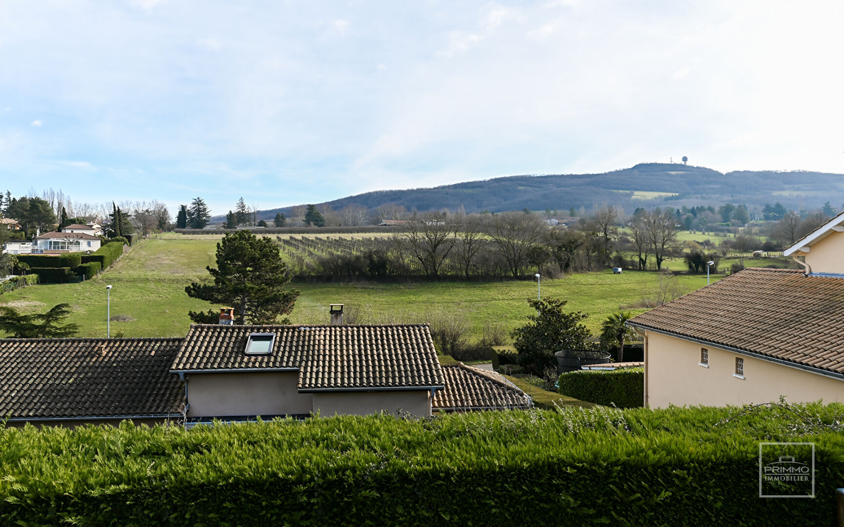 EXCLUSIVITÉ – Lissieu Maison avec vue sur le Mont Verdun de 126m² sur parcelle de 2 177m²  divisible et constructible