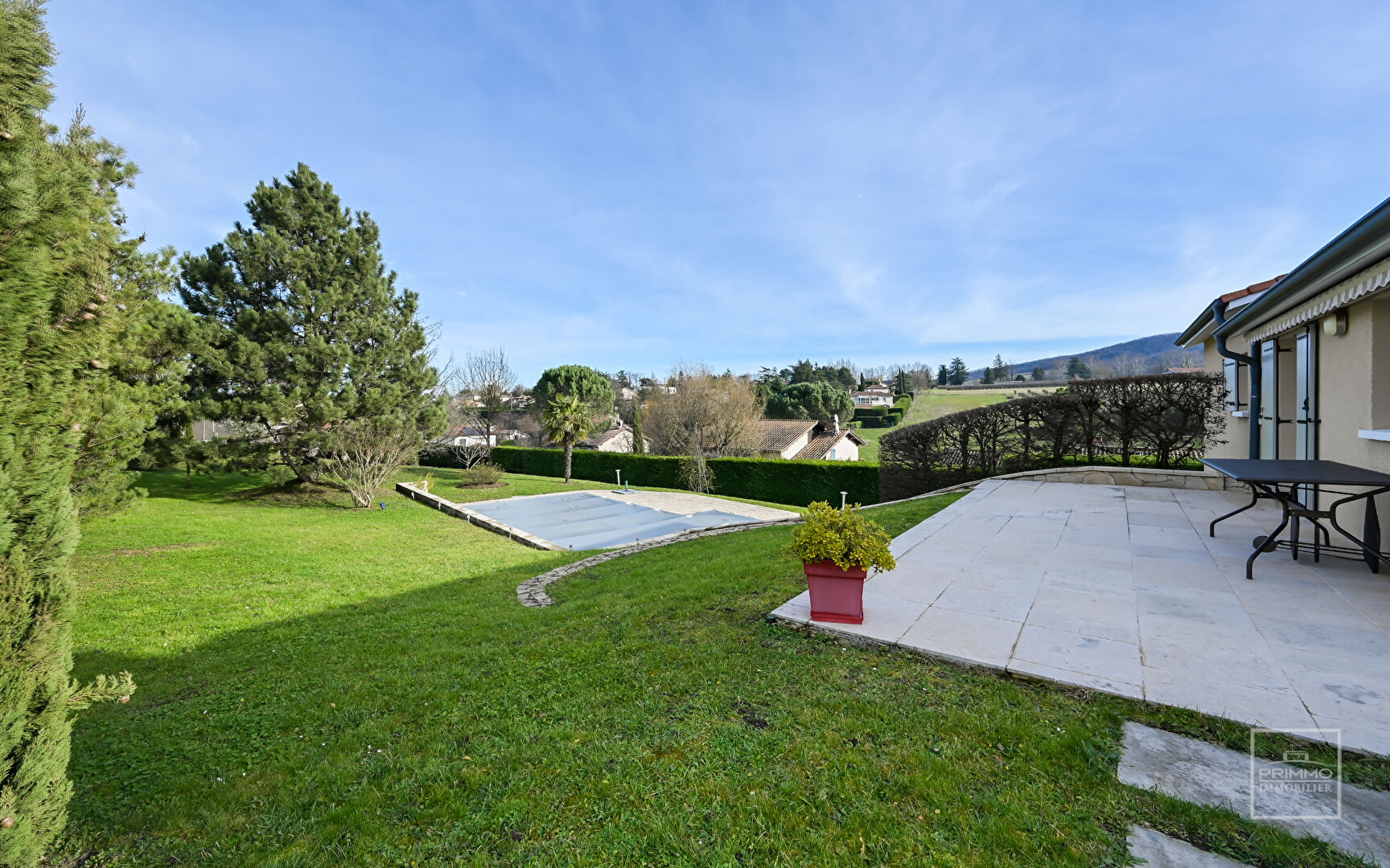 EXCLUSIVITÉ – Lissieu Maison avec vue sur le Mont Verdun de 126m² sur parcelle de 2 177m²  divisible et constructible