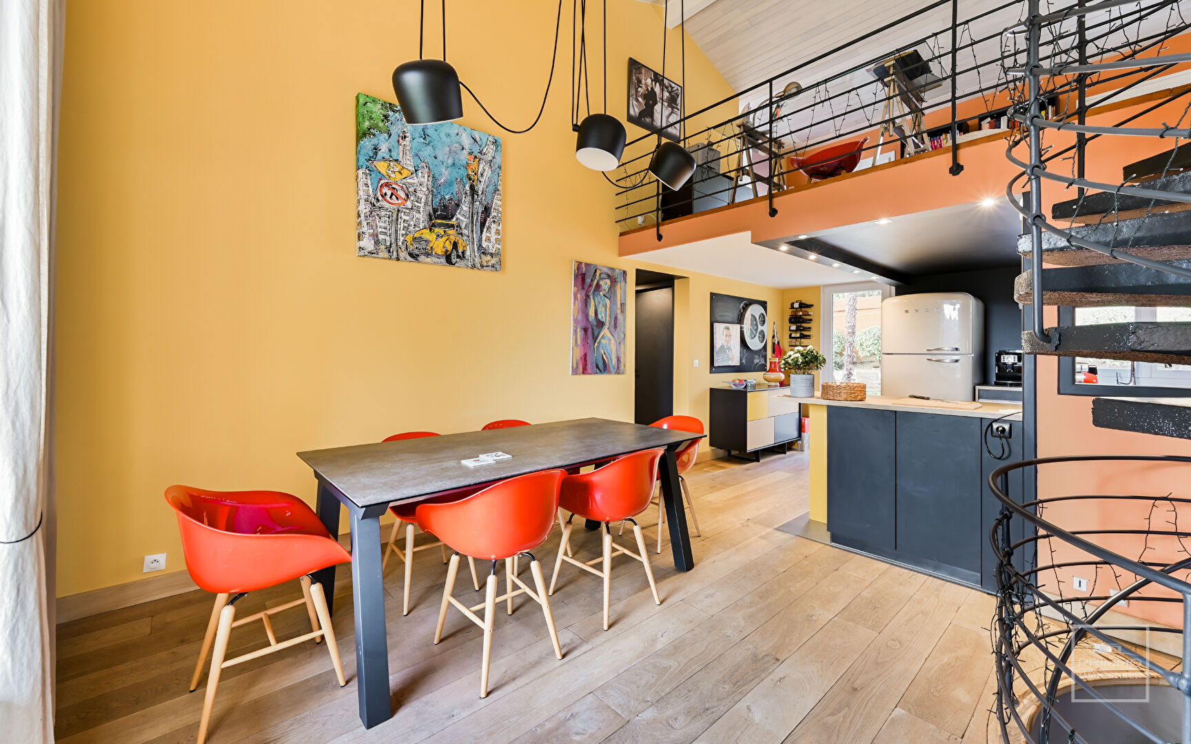 SAINT DIDIER AU MONT D’OR, Proche centre, Maison de 221 m² sur 1881 m² de terrain avec piscine