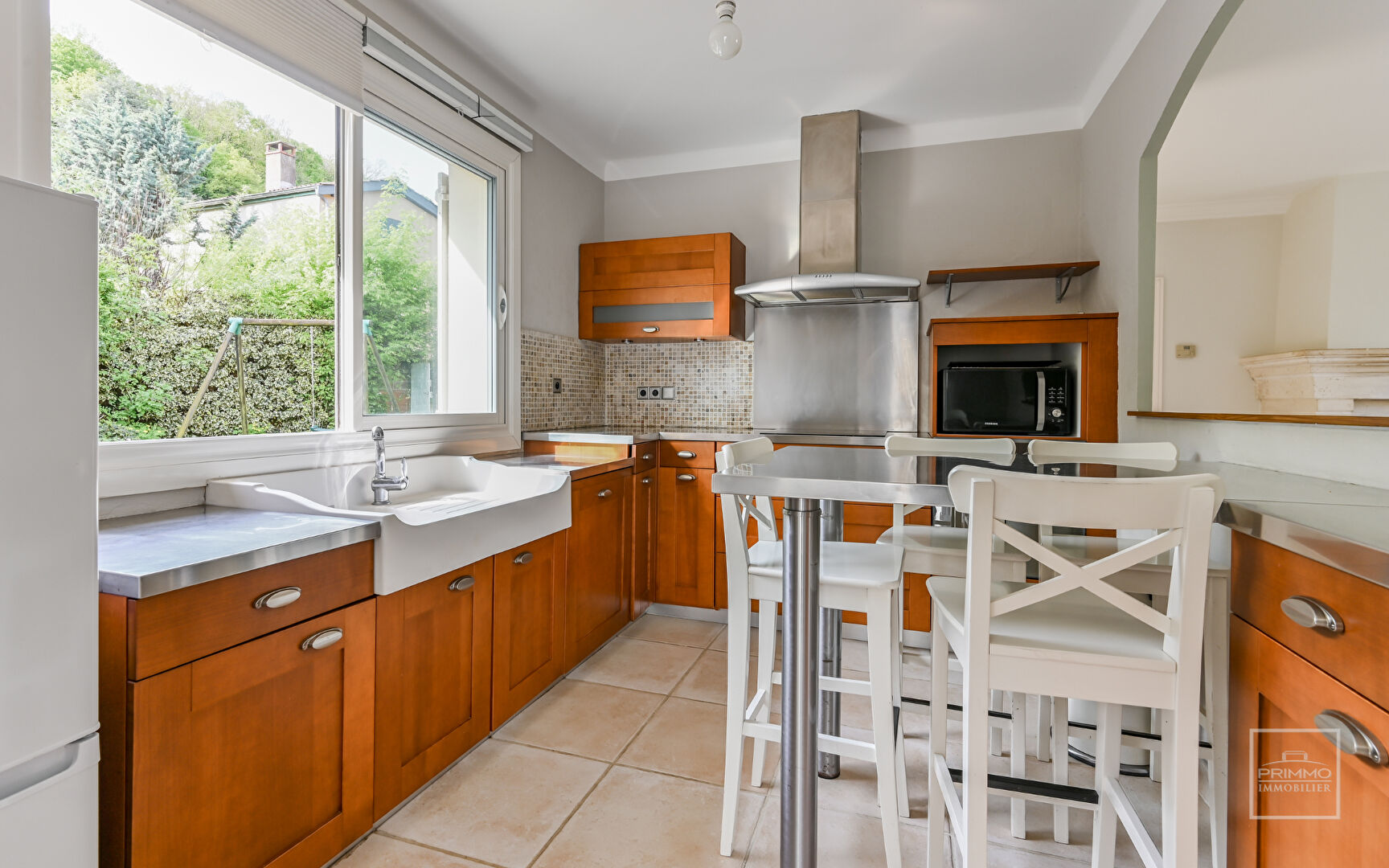 POLEYMIEUX AU MONT D’OR, Maison d’environ 140 m² avec jardin et grand garage