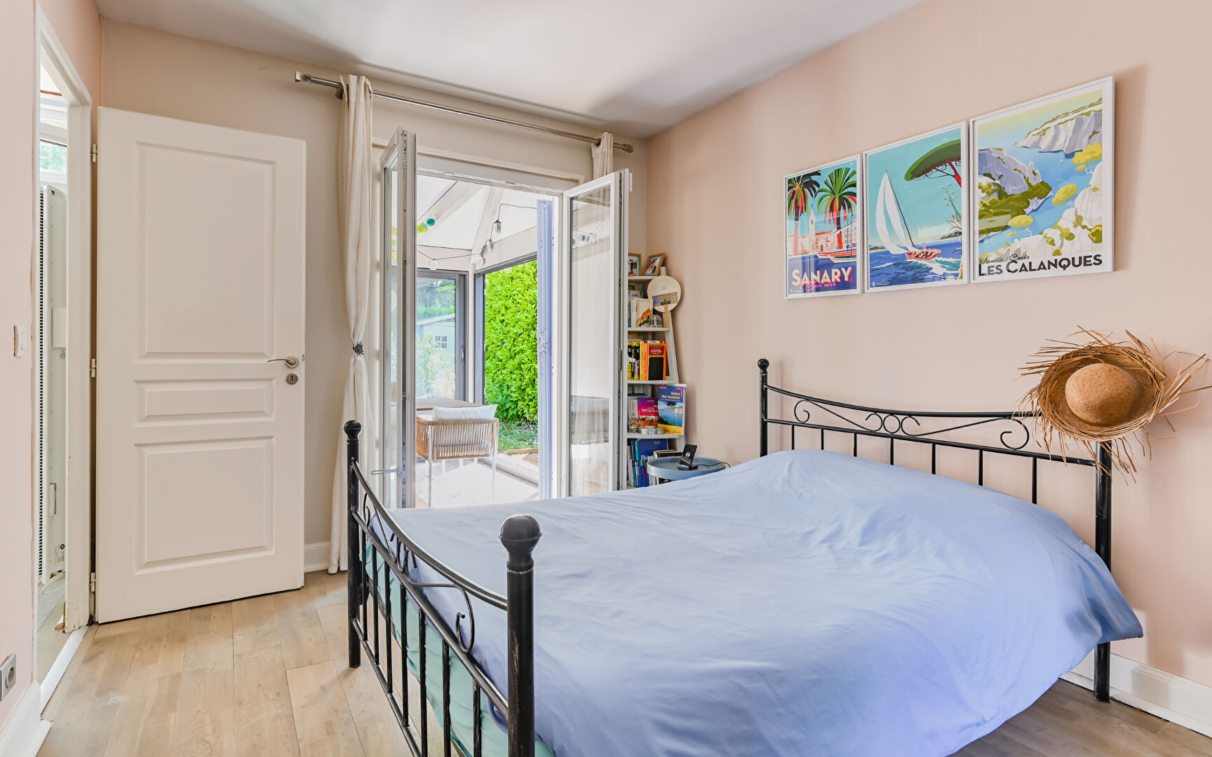 SAINT CYR AU MONT D’OR, Maison d’environ 140m² sur un terrain plat de 630m², au calme.