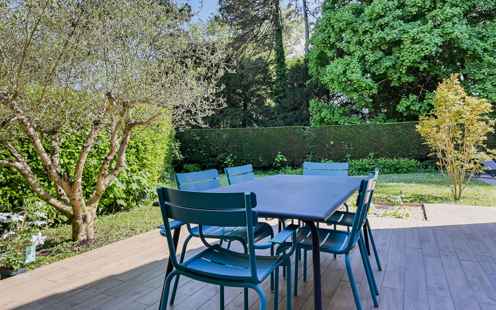 SAINT CYR AU MONT D’OR, Maison d’environ 140m² sur un terrain plat de 630m², au calme.
