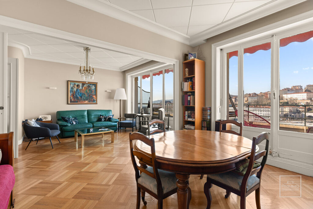 LYON 6, VUE FOURVIERE, Balcon, 72.83m²
