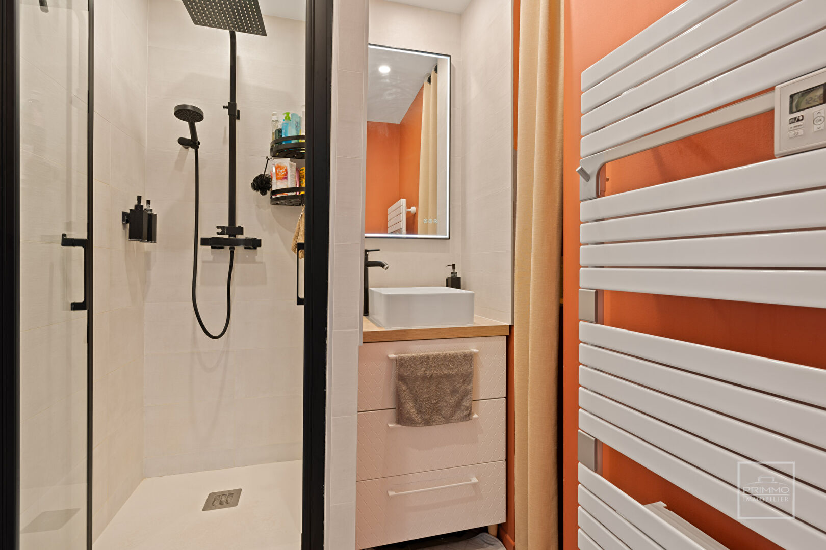 GENAY, 52m², dernier étage