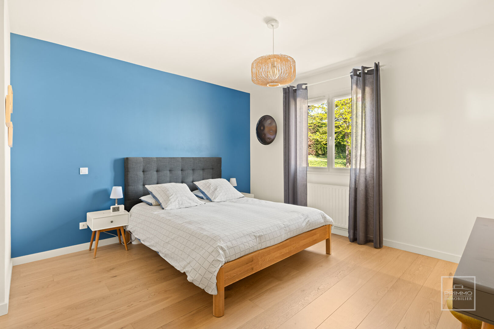 Cailloux sur Fontaines – Maison 7 pièces avec jardin