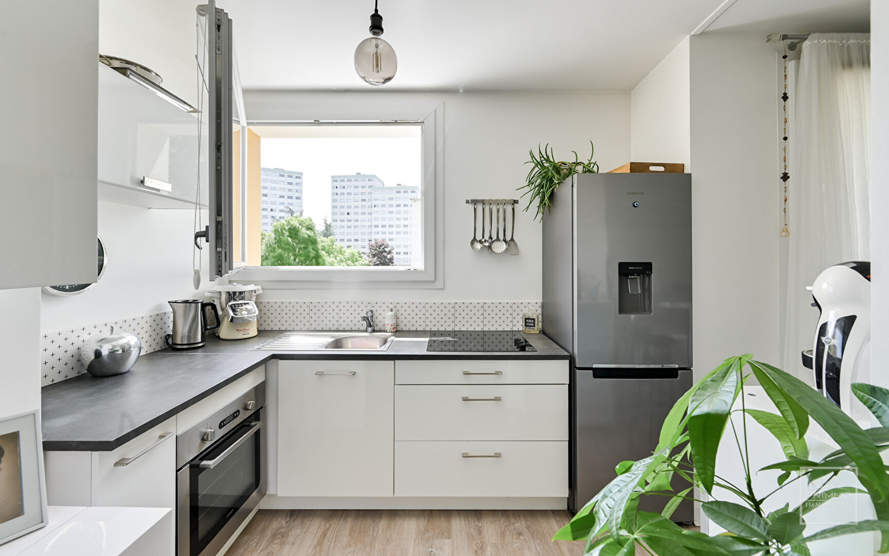 LYON 9ème, proche Tassin, Appartement T2 de 45m² sans vis à vis avec balcon au sud