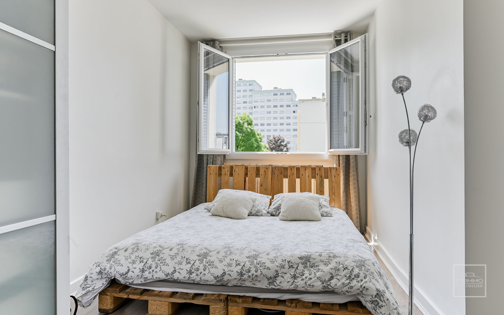 LYON 9ème, proche Tassin, Appartement T2 de 45m² sans vis à vis avec balcon au sud