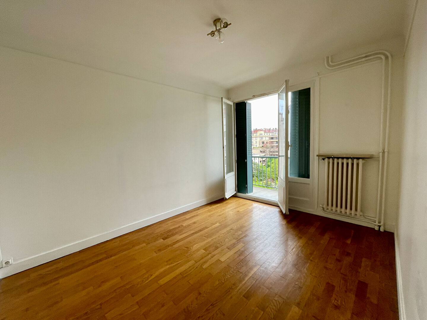 LYON 4, Balcon, 47.64m²