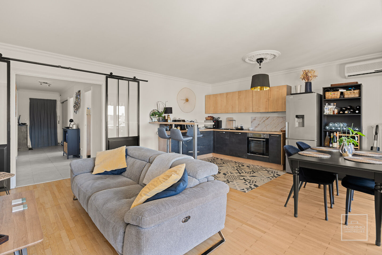 Fontaines-sur-Saône – T3 / TERRASSE / DERNIER ETAGE