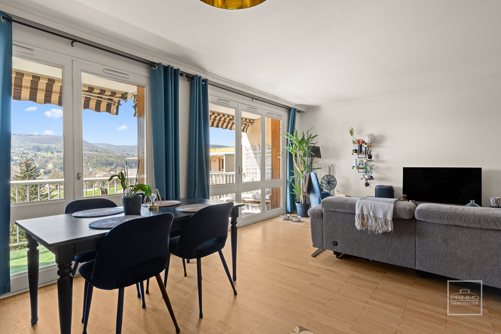 Fontaines-sur-Saône – T3 / TERRASSE / DERNIER ETAGE