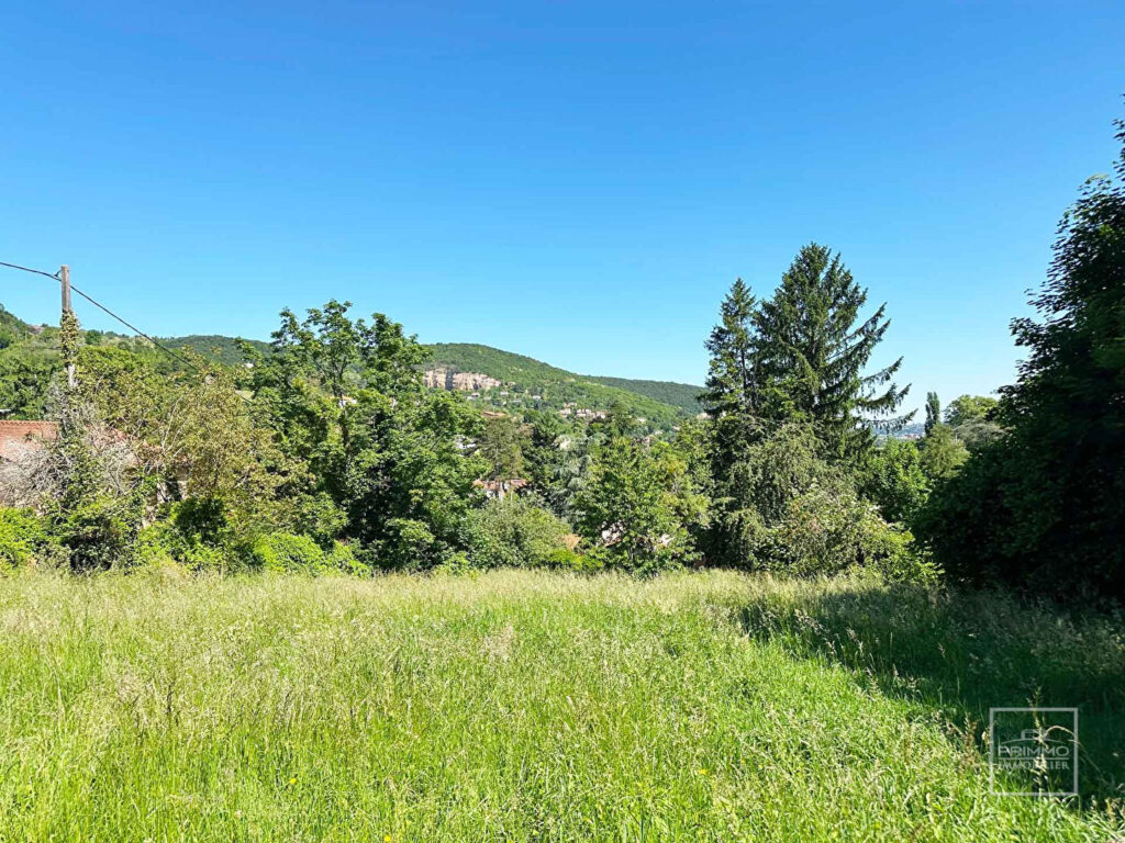 SAINT ROMAIN AU MONT D’OR, Terrain de 1704m² divisible pour 2 constructions