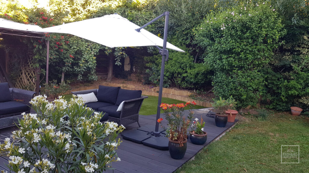 POLEYMIEUX AU MONT D’OR, Maison  d’environ 140 m² avec jardin et grand garage