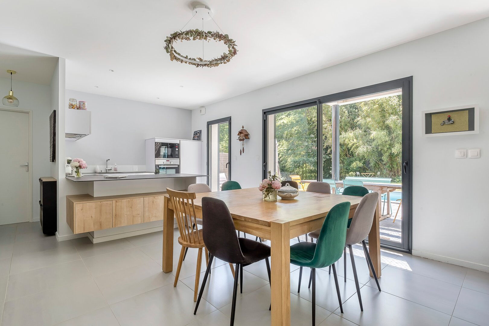 SAINT DIDIER AU MONT D’OR, accès rapide à Lyon, Maison contemporaine de 141m² sur 1400m² de terrain plat