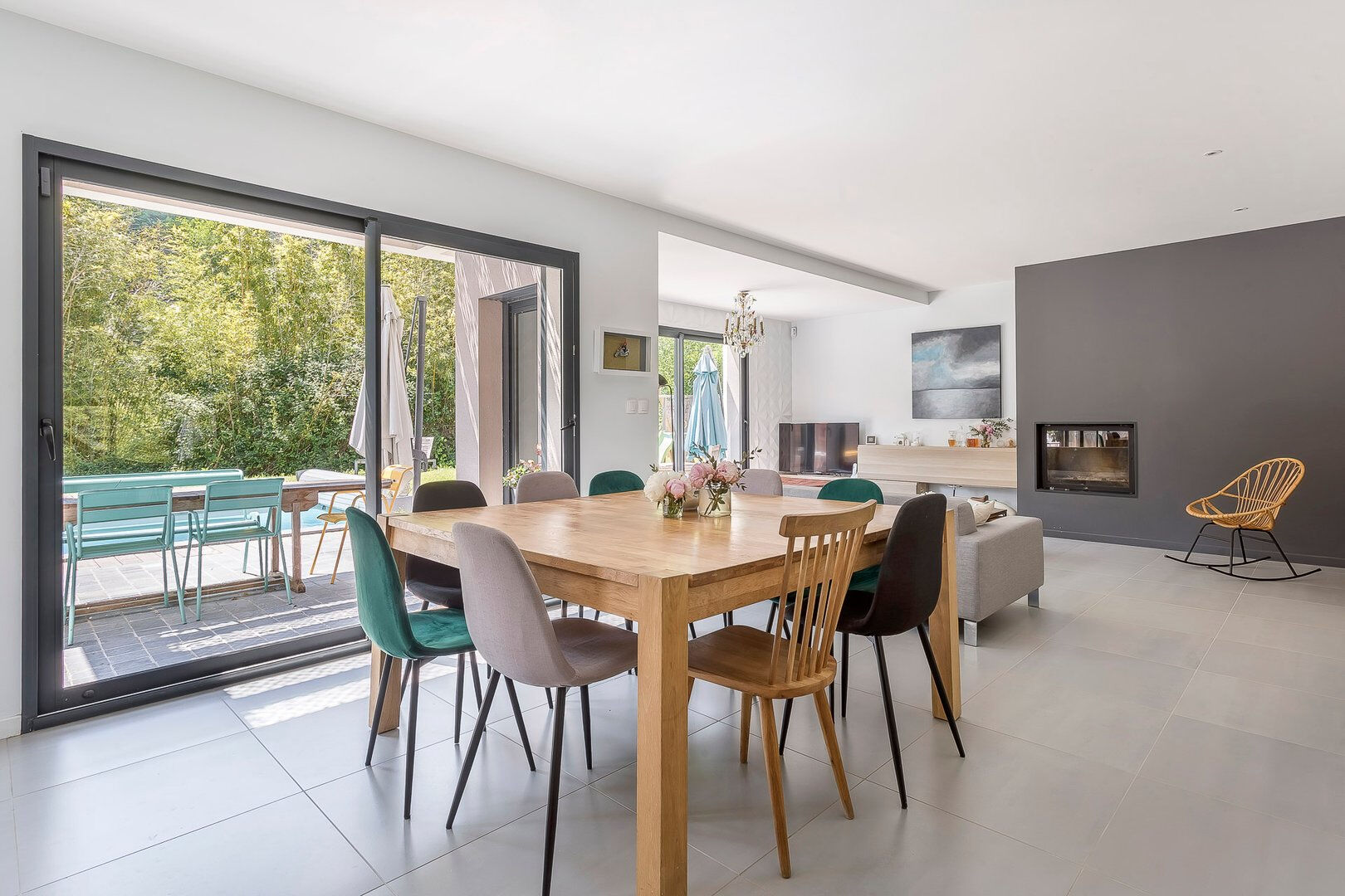 SAINT DIDIER AU MONT D’OR, accès rapide à Lyon, Maison contemporaine de 141m² sur 1400m² de terrain plat