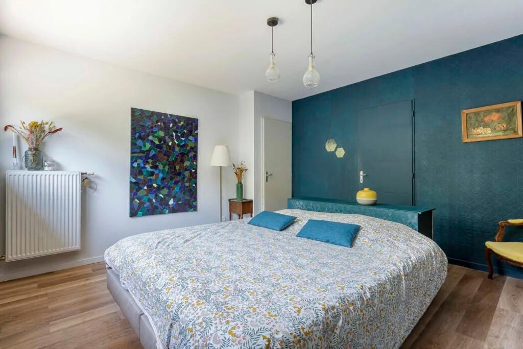SAINT DIDIER AU MONT D’OR, accès rapide à Lyon, Maison contemporaine de 141m² sur 1400m² de terrain plat