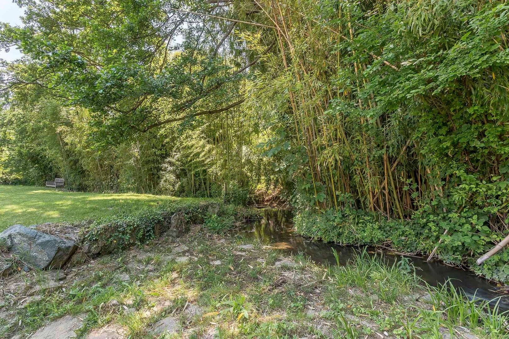 SAINT DIDIER AU MONT D’OR, accès rapide à Lyon, Maison contemporaine de 141m² sur 1400m² de terrain plat