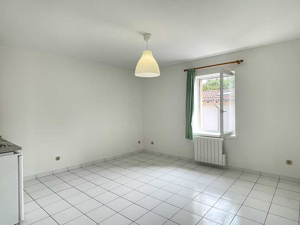 Studio de 20 m² – 376 Rue du Falque, 69380, DOMMARTIN