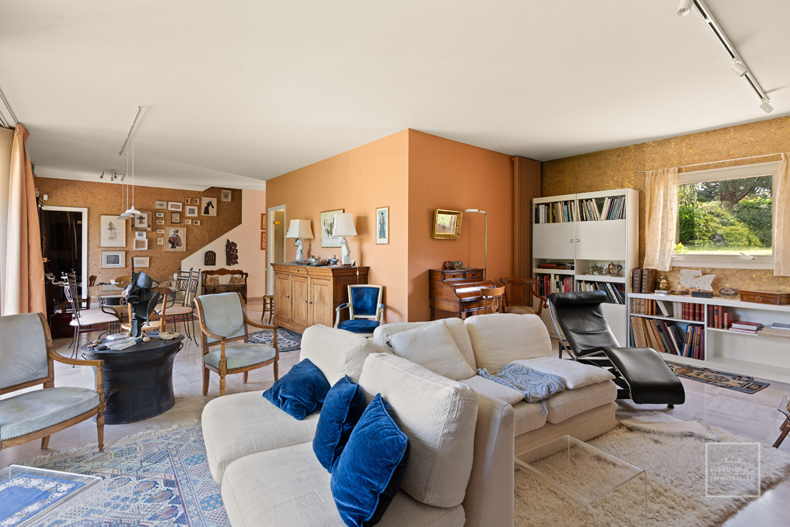 SAINT DIDIER AU MONT D’OR, Maison lumineuse de 200m² habitables sur beau terrain plat