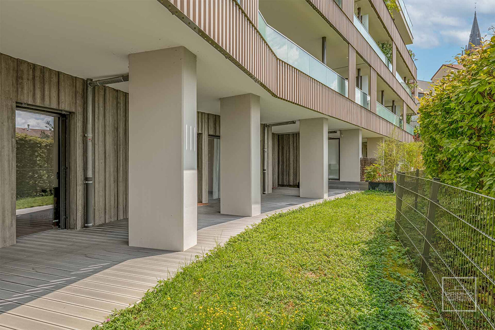 SAINT DIDIER AU MONT D’OR, Appartement de 101m² en rez de jardin sécurisé