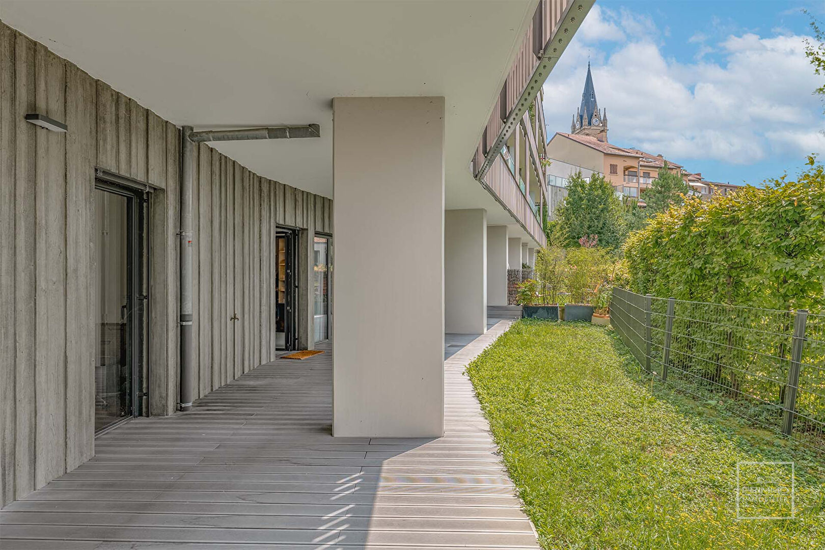 SAINT DIDIER AU MONT D’OR, Appartement de 101m² en rez de jardin sécurisé