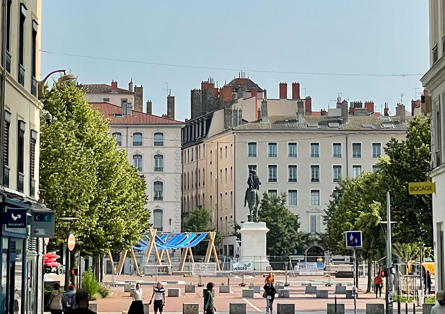 LYON 2, BELLECOUR, 151.51m²