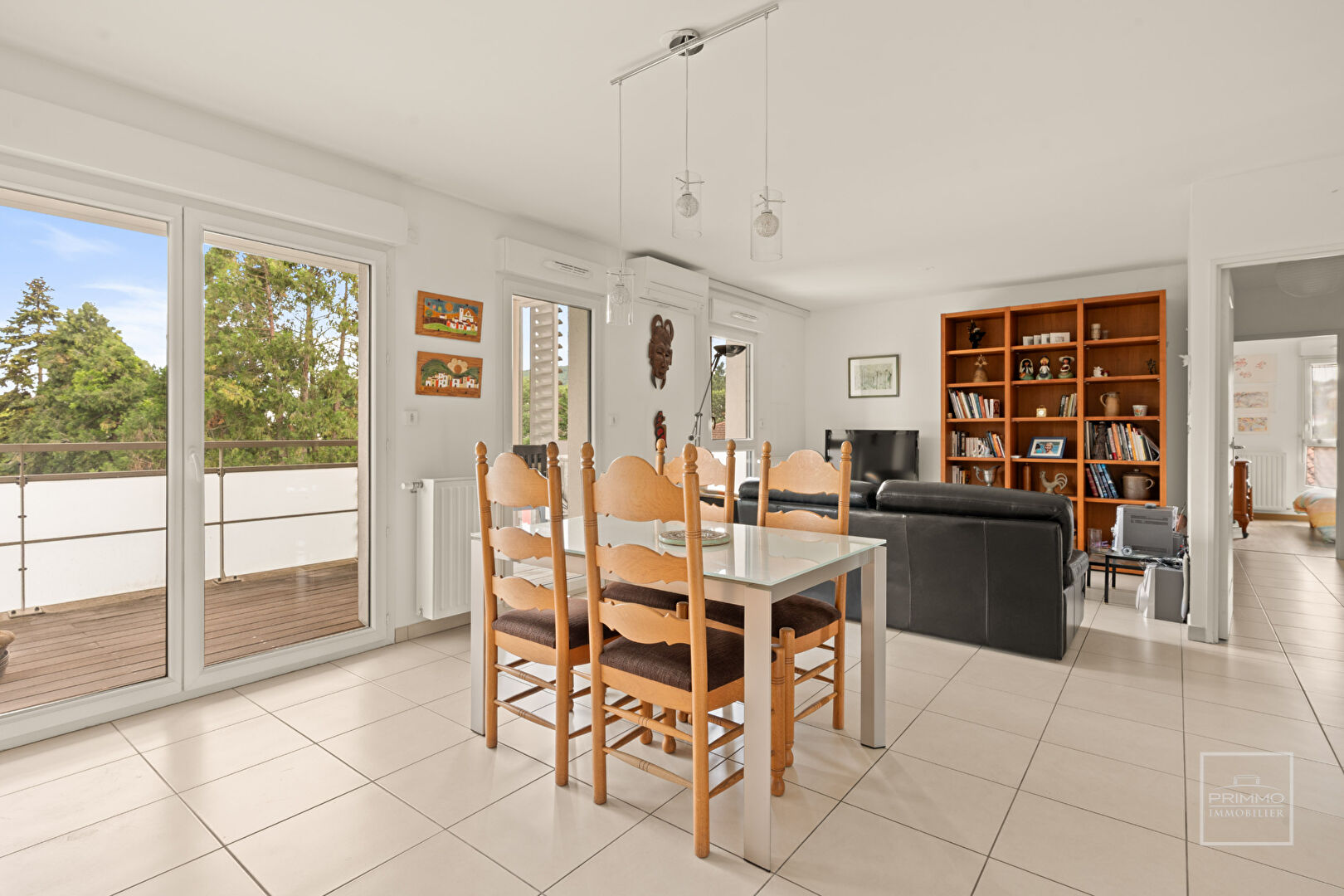 NEUVILLE SUR SAONE, 78m², TERRASSE
