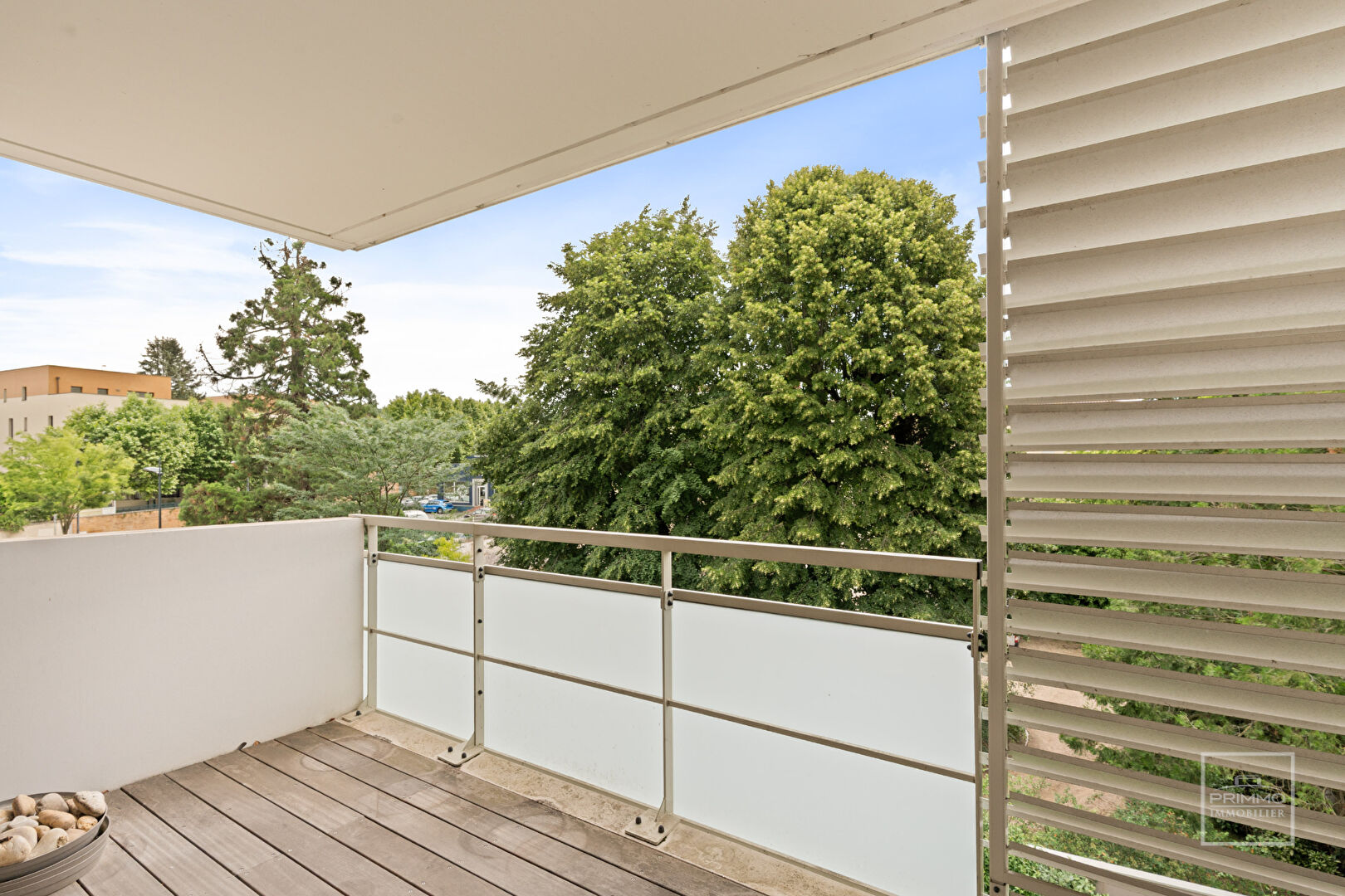 NEUVILLE SUR SAONE, 78m², TERRASSE