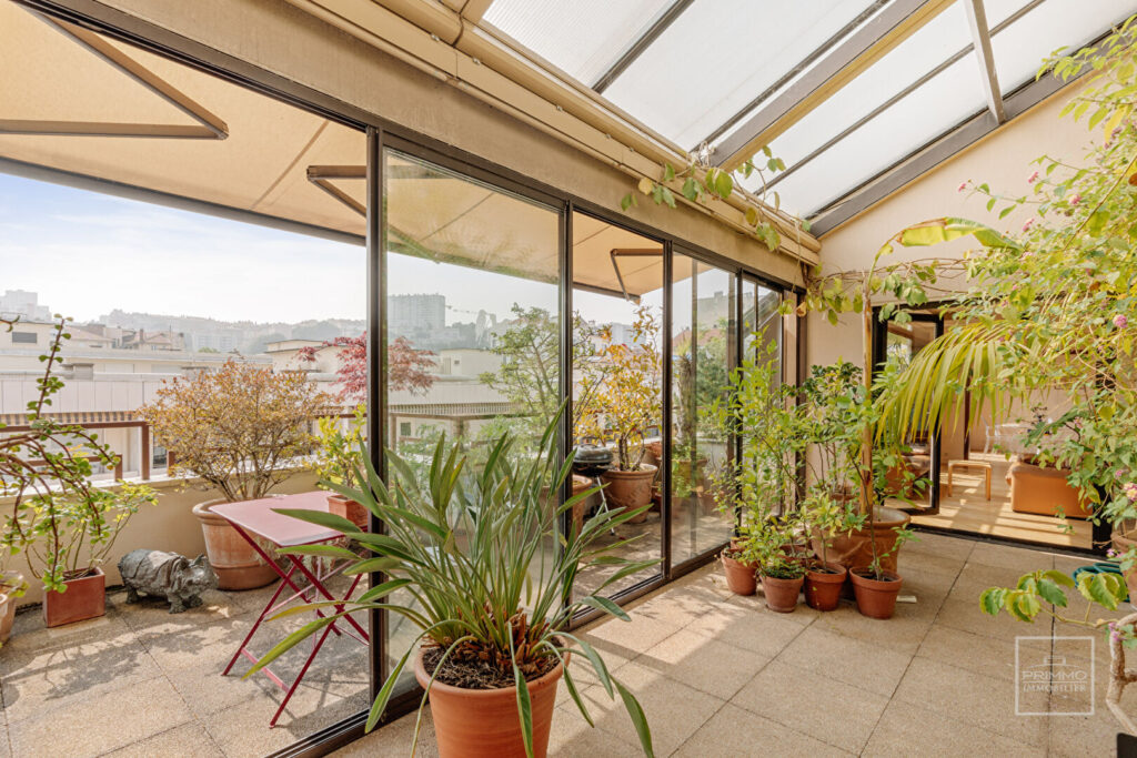 LYON 6, DERNIER ETAGE, 121.72.12m², Terrasse & Balcon